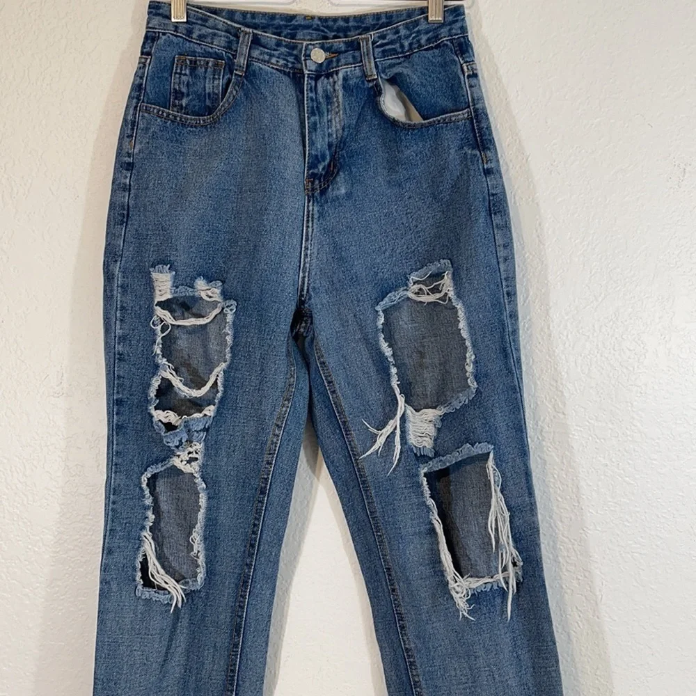 SHEIN Distressed High-Rise Jeans Size Medium (6) - Picture 2 of 10